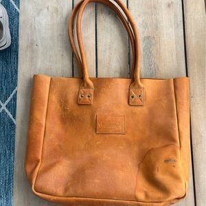 Parker and clay merkato tote (leather polish included)
